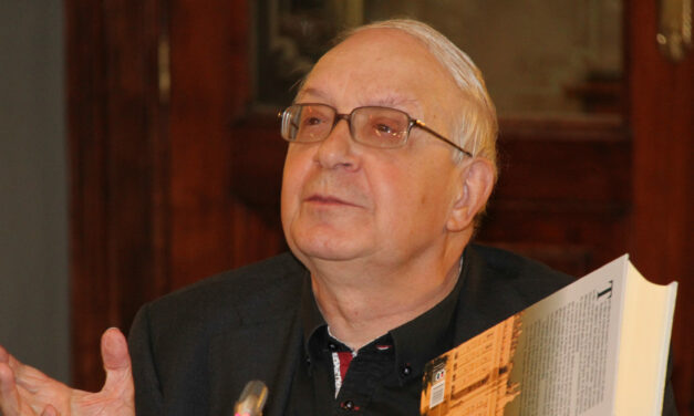 El historiador salesiano Paco de Coro se incorpora como articulista a Salesianos.Info