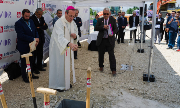 Colocación de la Primera Piedra del nuevo centro de Salesianos Pamplona en Sarriguren