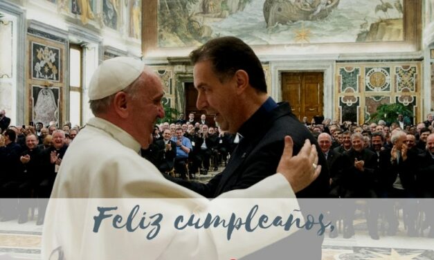 En el cumpleaños del papa Francisco, ¿se pueden resumir 82 años en 82 palabras?