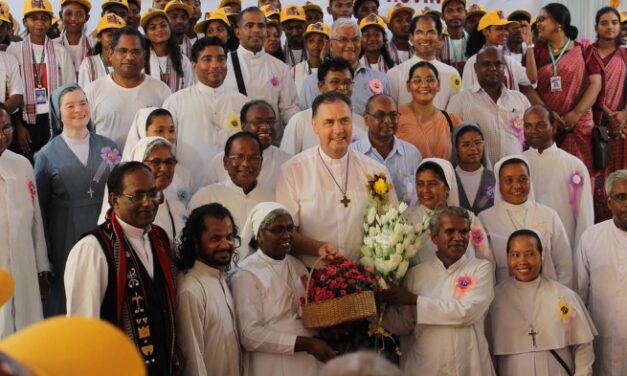 El Rector Mayor, en La India: «Debemos descubrir lo que Jesús nos pide y hacer lo que Él hizo»