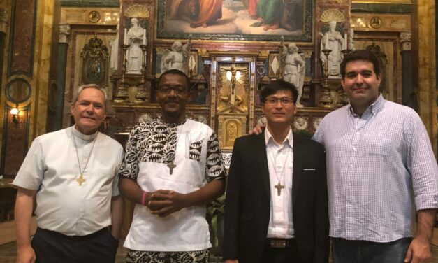 España da la bienvenida a dos misioneros salesianos