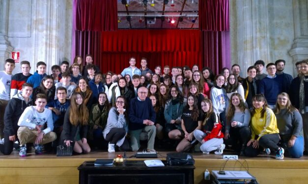 Don Pablo, el profesor más longevo de España, cuelga la tiza en Salesianos María Auxiliadora de Salamanca