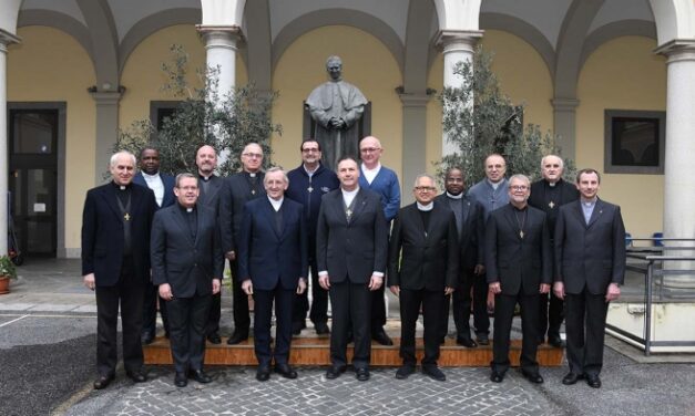 El actual Consejo General y el Rector Mayor de los Salesianos celebran su última reunión