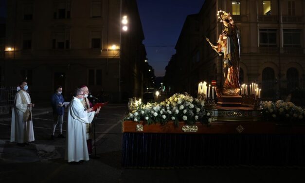 En un tiempo de crisis, la celebración de la «Virgen de los tiempos difíciles»
