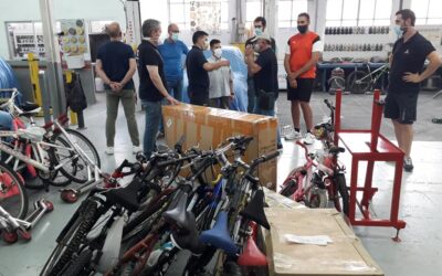 Las ‘Bicis solidarias’ de Elche cumplen una década