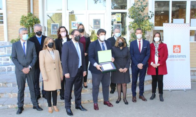 El President de la Regió de Múrcia acudeix a Salesians Cabezo de Torres per commemorar els 65 anys de la presència salesiana