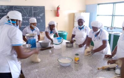 «El somni d’emprendre és una realitat il·lusionant per a les joves de Kara, a Togo»