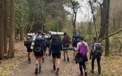 Tiempo de peregrinaciones: varios Colegios Salesianos se encaminan a Santiago durante la Cuaresma