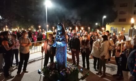 Villamuriel de Cerrato, Vigilia mariana y procesión por la paz