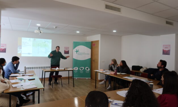Educadores i educadors es formen en l’acció pastoral de les Plataformes Socials Salesianes