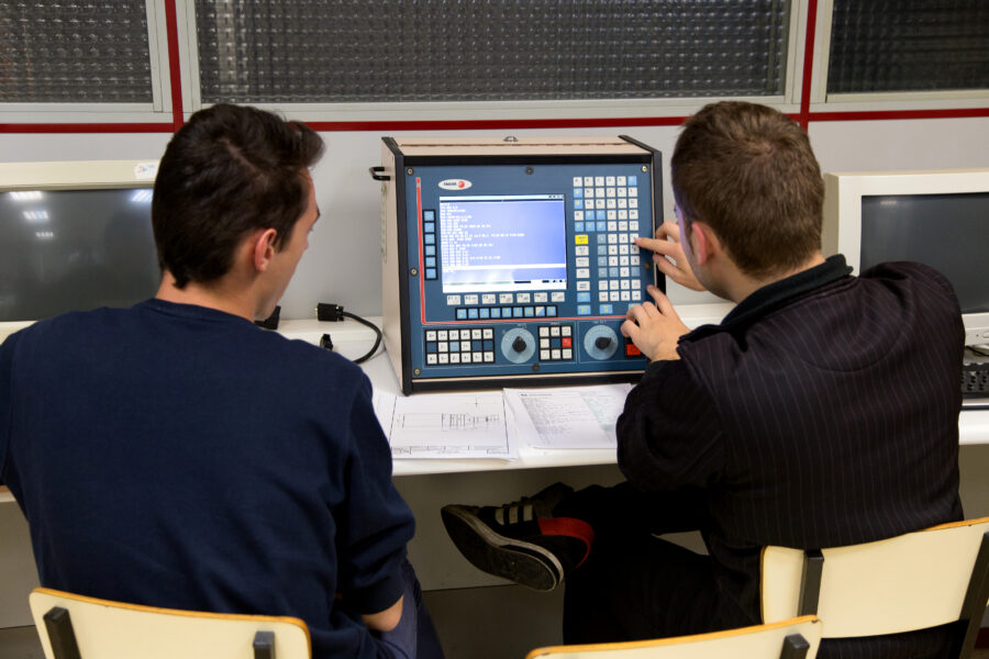 Dpto. Mecanica1