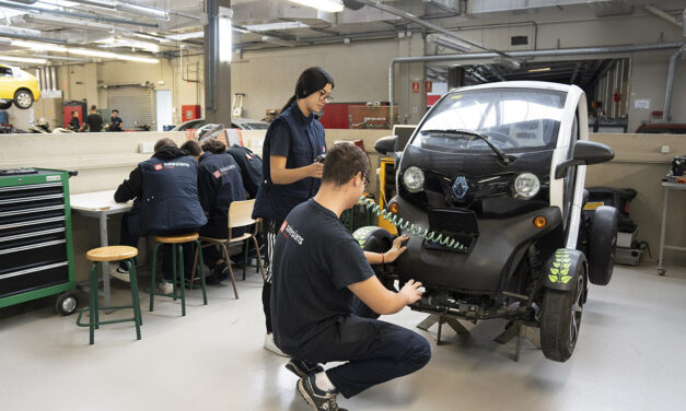 Trobada per promoure el vehicle elèctric i la mobilitat sostenible