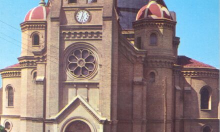 Foto con Historia: La Iglesia de Salesianos Estrecho (Madrid)