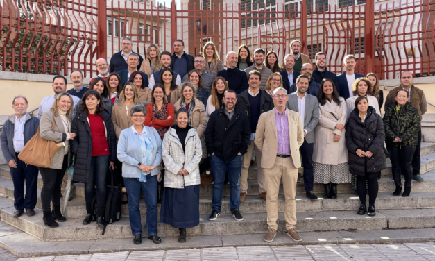 Graduación de los cursos de expertos en Dirección de Centros Educativos y Coordinación de Pastoral