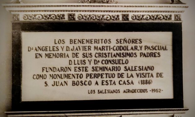 Foto con historia: Lápida en Martí-Codolar