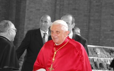 Geografía del corazón sobre el papa Ratzinger