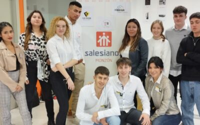 Salesians Monzón participa amb èxit en la fira aragonesa d’Empreses Simulades 2023