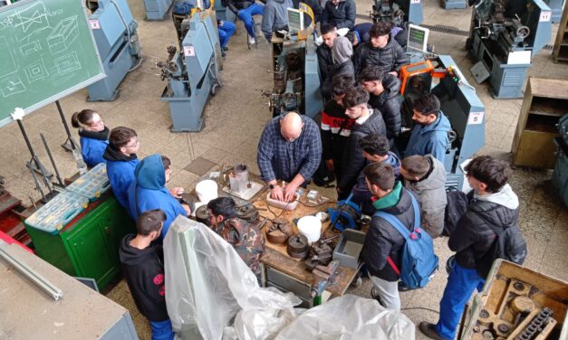 Salesians Jerez Lora Tamayo entra entre els 30 projectes més innovadors del país a la convocatòria Dualiza