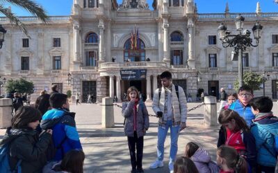 El alumnado de Salesianos San Antonio Abad organiza un free tour por las calles de Valencia