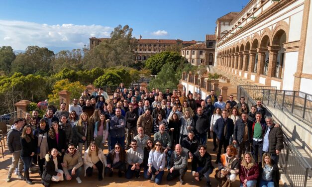 Professorat de recent incorporació rep formació sobre la relació educativa salesiana a l’escola: presència i assistència