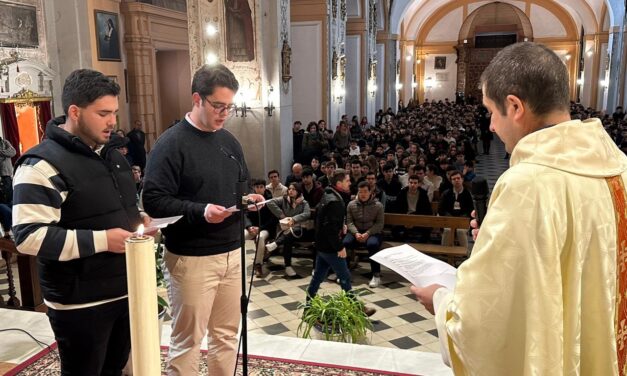 Miguel Linde i Dani Martín, nous prenovicis salesians