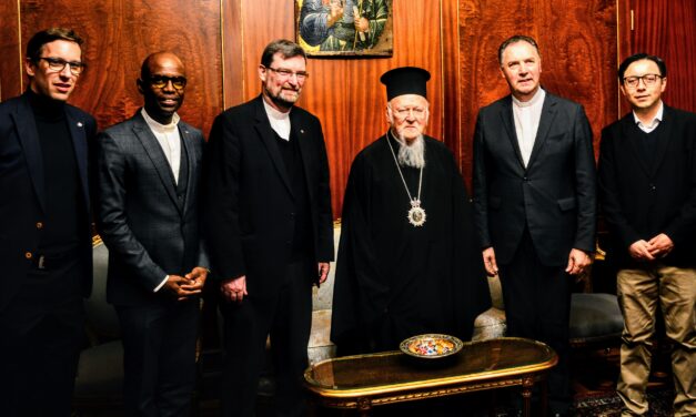 El Rector Major protagonitza un moment històric visitant el Patriarca Ecumènic de Constantinoble, Bartomeu I