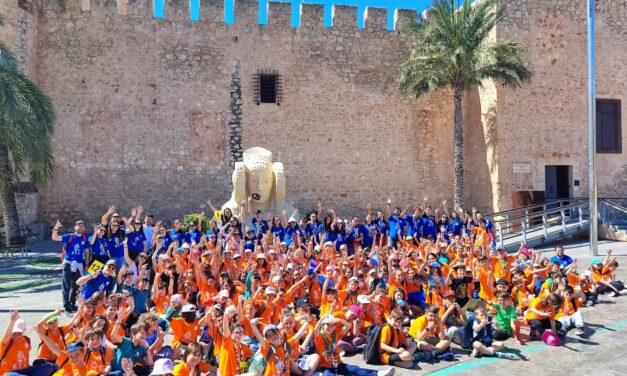 Un miler d’infants i joves es troben al Camí amb l’Acampada Amics realitzada simultàniament a Salesians Elx i El Campello