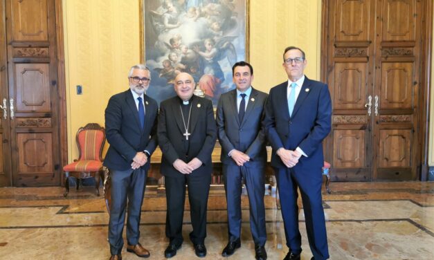 L’Arquebisbe de València rep la Germandat de Sant Antoni Abat