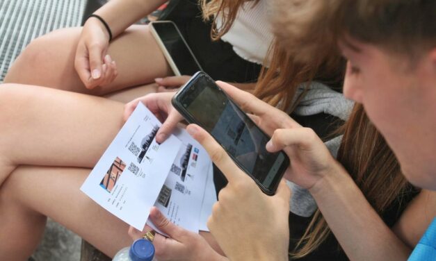 La “Terrassada 2023” moviliza a 500 alumnos en el centro de la ciudad