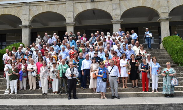 Fiesta final y concursos escolares en el 75 aniversario de Cambados