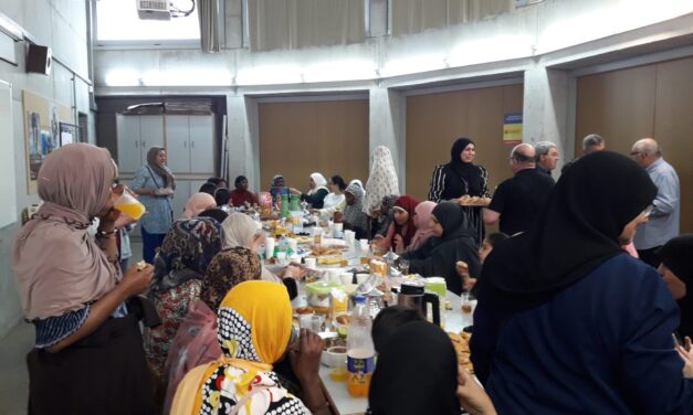 Taller de alfabetización para mujeres migrantes en Salesianos Girona