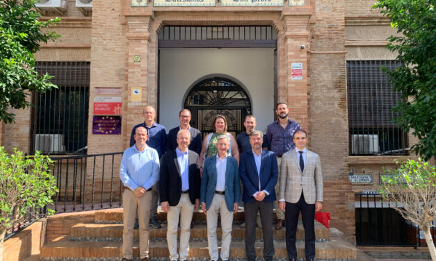 El delegat d’Educació a Sevilla celebra el començament de curs educatiu des dels Salesians de Triana