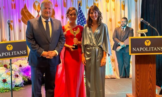 Verónica Crespo, antiga alumna de Salesians La Almunia, aconsegueix el Premi Napolitan Victory Awards