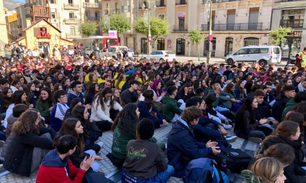 La ciutat d’Alcoi vibra amb els centres juvenils salesians