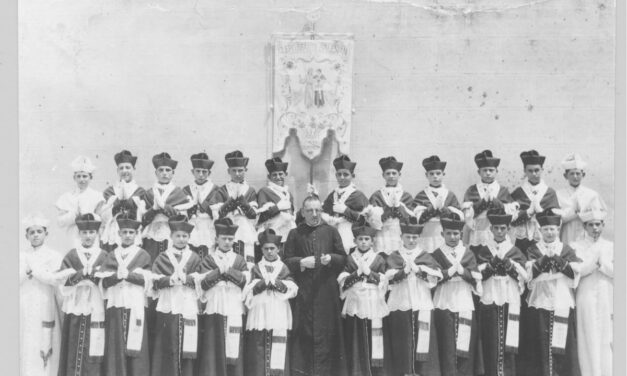 Foto con historia: el pequeño clero