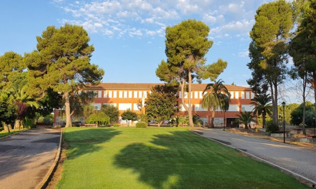 Salesianos Godelleta renueva su arboreto