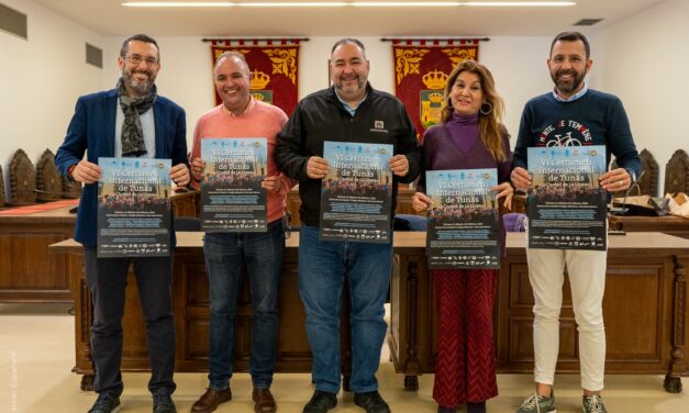 Salesians La Línea torna a treure ‘les tunas al carrer’