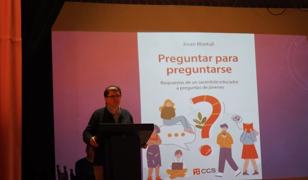 ‘Preguntar per a preguntar-se.  Respostes d’un sacerdot educador a preguntes de joves’