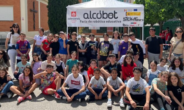 Tercera Edición de la Feria de Robótica Educativa Alcoibot