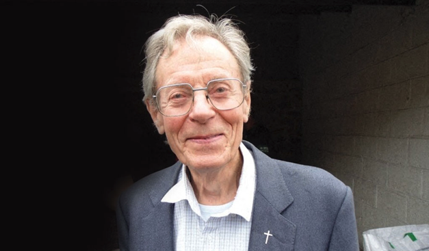 René, tejedor de diálogo