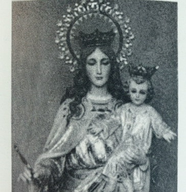 Foto con Historia: El Catálogo de María Auxiliadora