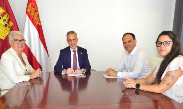 Convenio para favorecer la empleabilidad juvenil en Puertollano