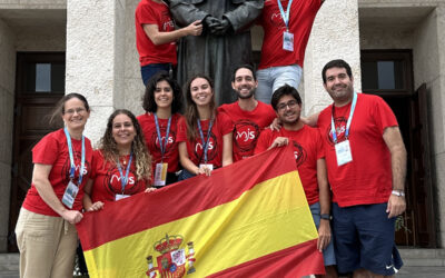 Los jóvenes, bajo la mirada de Don Bosco, sueñan su futuro