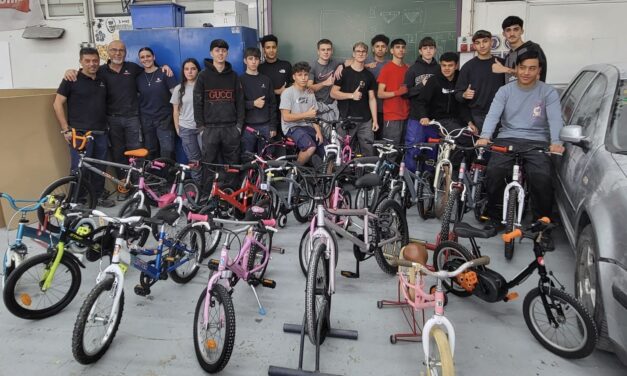 Con las ‘Bicis Solidarias 13.0’ de Salesianos Elche, la solidaridad no se detiene