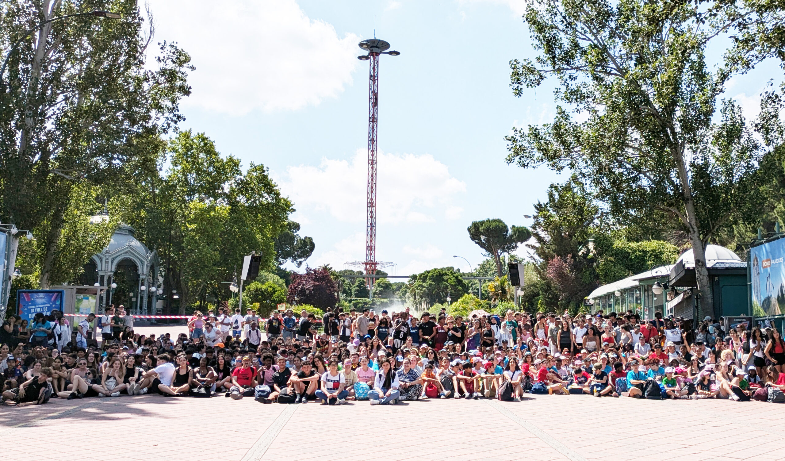 Pinardi foto-grupal-parque-atracciones-2025