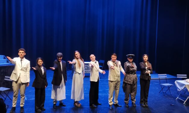 Salesians Montsó ofereix humor, crítica social i teatre musical
