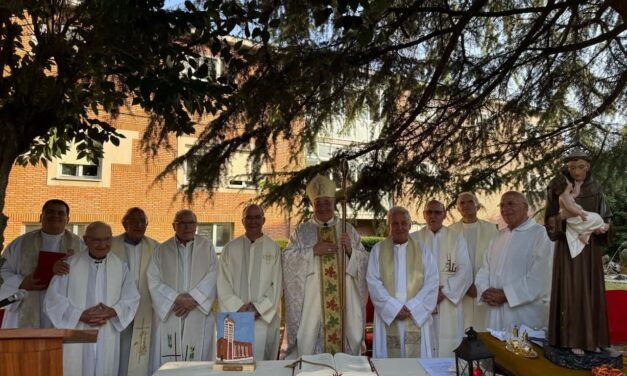 “50 Años juntos en el barrio”, aniversario de la parroquia San Antonio de Padua
