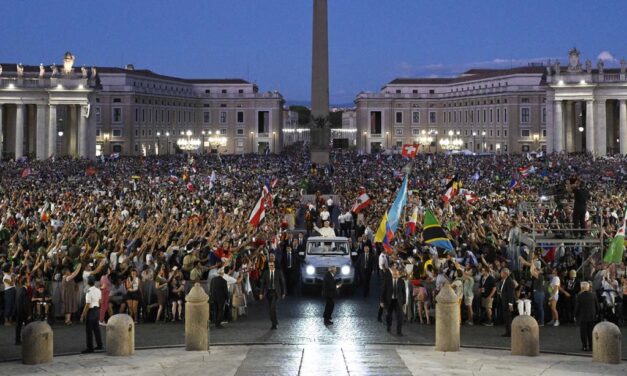El grito del Papa y los jóvenes: “¡Queremos la paz en el mundo!”