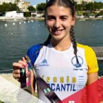 Carla Mengual Saborido, alumna de Salesianos Triana, brilla en el Campeonato de Andalucía de Piragüismo