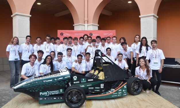 El equipo de Formula Student de la EUSS presenta su nuevo monoplaza eléctrico